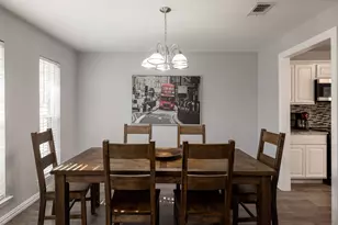 701 Kentwood Cir, Bedford, TX 76021 - Photo 8