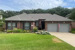 2702 Pinehurst Dr, Grapevine, TX 76051 - Photo 1