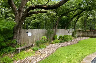 2702 Pinehurst Dr, Grapevine, TX 76051 - Photo 32