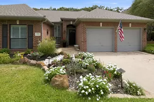 2702 Pinehurst Dr, Grapevine, TX 76051 - Photo 4