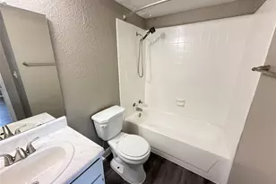 1122 Millview Dr, Arlington, TX 76012 - Photo 8