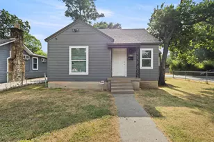 923 Hartsdale Dr, Dallas, TX 75211 - Photo 2