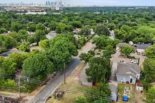 923 Hartsdale Dr, Dallas, TX 75211 - Photo 22