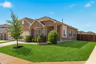 1204 Sumner St, Aubrey, TX 76227 - Photo 2