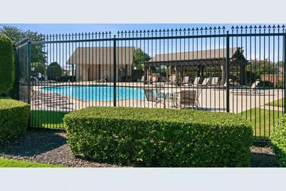 400 Brinkley Drive, Saginaw, TX 76179 - Photo 36