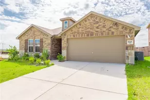 9215 Switchgrass Ln, Forney, TX 75126 - Photo 1