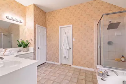 5912 Saddleridge Court, Grand Prairie, TX 75052 - Photo 16