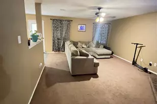 1222 McMillan Dr, Cedar Hill, TX 75104 - Photo 4