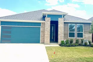 1717 Sparrow St, Denton, TX 76205 - Photo 2