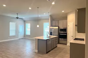 1717 Sparrow St, Denton, TX 76205 - Photo 10