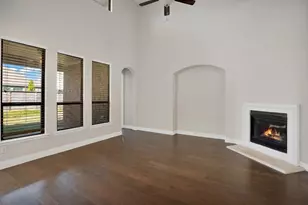 821 Field Crossing, Little Elm, TX 76227 - Photo 6