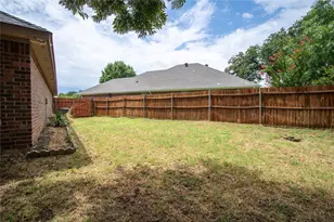 6805 Terbet Ct, Fort Worth, TX 76112 - Photo 28