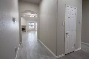 6805 Terbet Ct, Fort Worth, TX 76112 - Photo 4