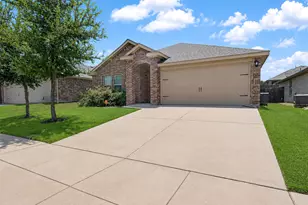 1111 Meadow Side Dr, Princeton, TX 75407 - Photo 1