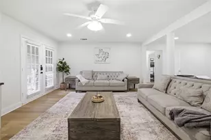1510 Austrian Rd, Grand Prairie, TX 75050 - Photo 4