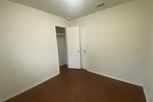 2302 Coleman Ave, Fort Worth, TX 76105 - Photo 12
