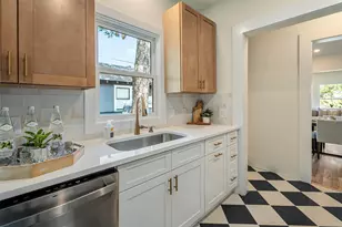 407 S Rosemont Ave, Dallas, TX 75208 - Photo 10