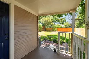407 S Rosemont Ave, Dallas, TX 75208 - Photo 24