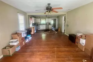 718 Houston St, Sulphur Springs, TX 75482 - Photo 2