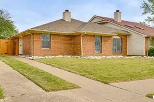 562 Stringfellow Dr, Coppell, TX 75019 - Photo 2