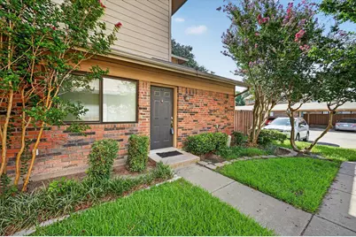 5728 Cedar Creek Drive #5728, Benbrook, TX 76109 - Photo 2
