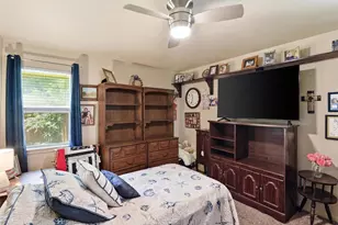 913 Blossom Circle, Garland, TX 75041 - Photo 12