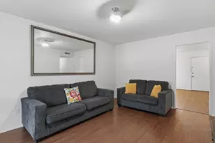 4050 Salem Dr, Garland, TX 75043 - Photo 10