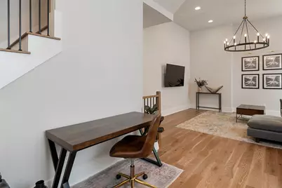 381 E Greenbriar Lane #1001, Dallas, TX 75203 - Photo 22