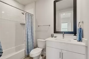 381 E Greenbriar Ln, Dallas, TX 75203 - Photo 24