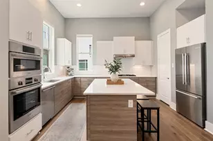 381 E Greenbriar Ln, Dallas, TX 75203 - Photo 16