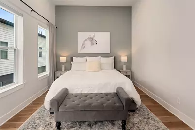 381 E Greenbriar Lane #1001, Dallas, TX 75203 - Photo 22