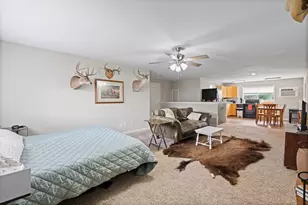 521 Woodard Ave, Cleburne, TX 76033 - Photo 24