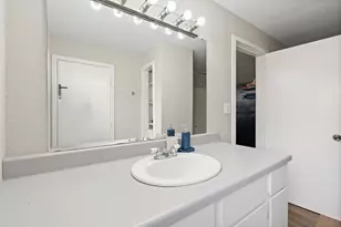 521 Woodard Ave, Cleburne, TX 76033 - Photo 28