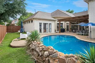 328 Park Valley Dr, Coppell, TX 75019 - Photo 34