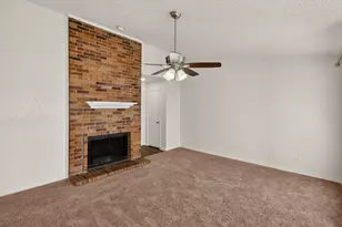 1212 Horizon Trail, Arlington, TX 76011 - Photo 8