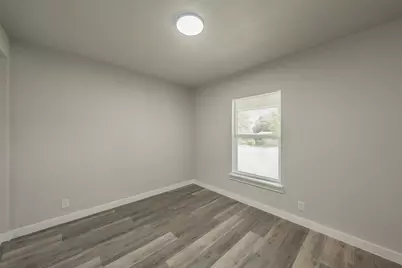 5558 Meadowbrook Drive, Fort Worth, TX 76112 - Photo 10