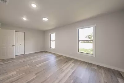 5558 Meadowbrook Drive, Fort Worth, TX 76112 - Photo 28