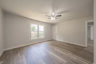 5558 Meadowbrook Dr, Fort Worth, TX 76112 - Photo 34