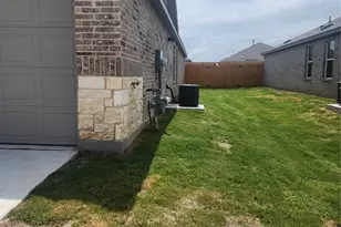15013 Bushwacker Way, Fort Worth, TX 76052 - Photo 12