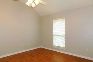 502 Hillcrest Ln, Krum, TX 76249 - Photo 24