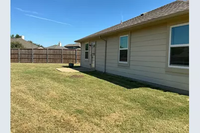 1224 Elkford Lane, Fort Worth, TX 76247 - Photo 4