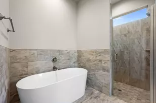 107 Hall St, Glen Rose, TX 76043 - Photo 20