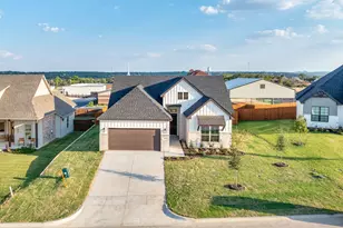 107 Hall St, Glen Rose, TX 76043 - Photo 36