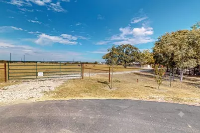 637 Lyman T Davis, Corsicana, TX 75110 - Photo 16