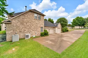 2201 Somerset, Midlothian, TX 76065 - Photo 32