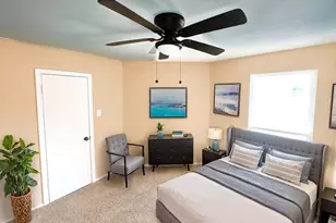 9809 Walnut St, Dallas, TX 75243 - Photo 4