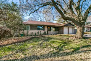 1315 Greenbriar St, Denton, TX 76201 - Photo 1