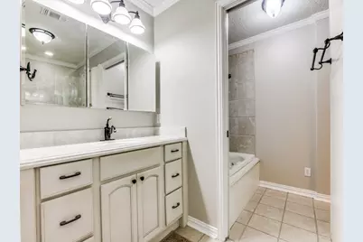 1315 Greenbriar Street, Denton, TX 76201 - Photo 22
