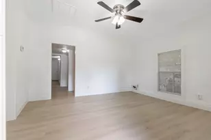 911 N Branch St, Sherman, TX 75090 - Photo 8