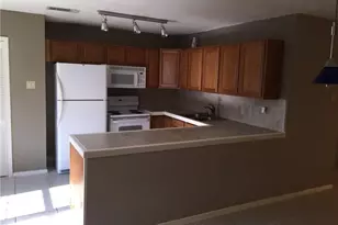 2420 Timberlake Dr, Irving, TX 75062 - Photo 2